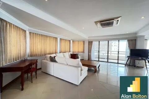 Condominio de 2 dormitorios en Jomtien Beach, Pattaya, Tailandia № 210765 - foto 13