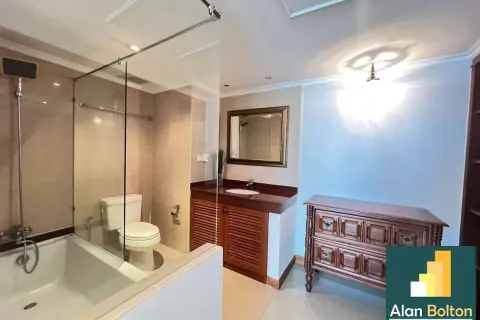 Condominio de 2 dormitorios en Jomtien Beach, Pattaya, Tailandia № 210765 - foto 17