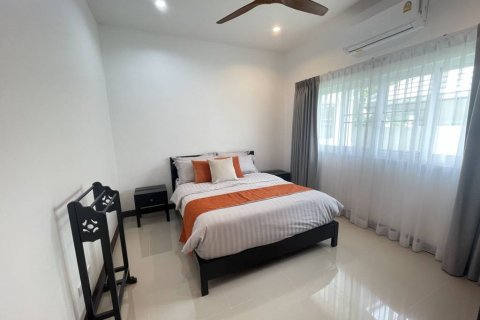 Villa in Hua Hin, Thailand 3 bedrooms № 114648 - photo 8
