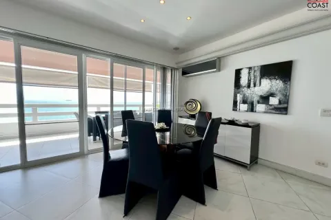Condominio de 2 dormitorios en Jomtien Beach, Pattaya, Tailandia № 212473 - foto 4