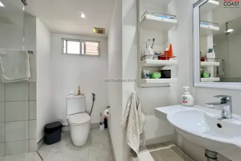 Condominio de 2 dormitorios en Jomtien Beach, Pattaya, Tailandia № 212473 - foto 16