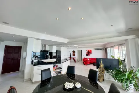 Condominio de 2 dormitorios en Jomtien Beach, Pattaya, Tailandia № 212473 - foto 5