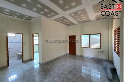 Casa de 4 dormitorios en Pattaya, Tailandia № 212475 - foto 24