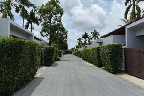 Villa in Phuket, Thailand 4 bedrooms № 149881 - photo 12