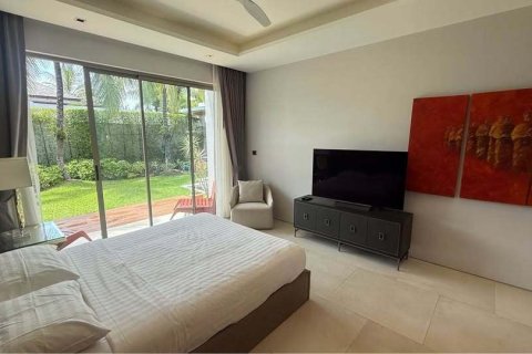 Villa in Phuket, Thailand 4 bedrooms № 149881 - photo 5