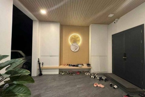 Villa in Bang Tao, Thailand 7 bedrooms № 114052 - photo 10