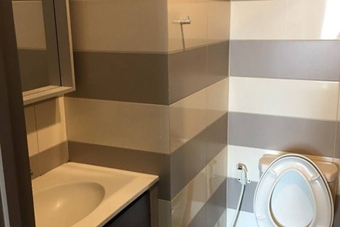 Студия в кондо в Ваттхане, Бангкок, Таиланд № 159469 - фото 5