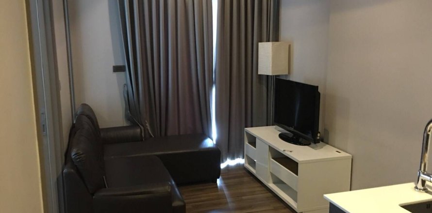 Студия в кондо в Ваттхане, Бангкок, Таиланд № 159469