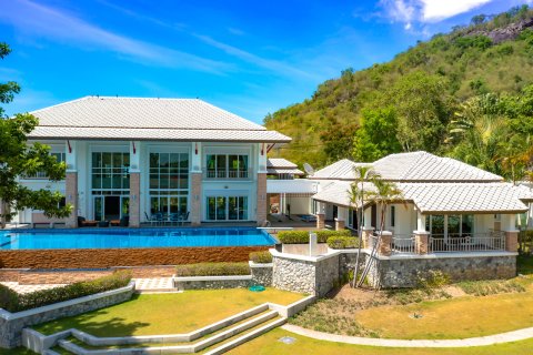 Villa in Cha-am, Thailand 9 Schlafzimmer № 221768 - Foto 21