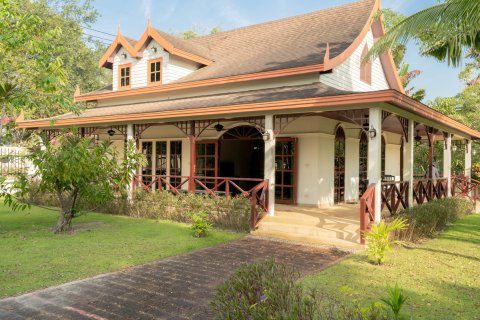 Villa in Hua Hin, Thailand 11 Schlafzimmer № 221769 - Foto 11