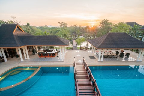 Villa in Hua Hin, Thailand 11 Schlafzimmer № 221769 - Foto 9