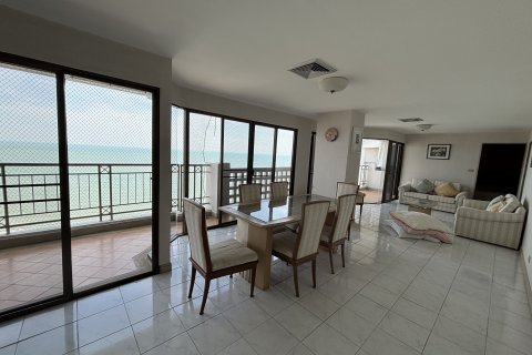 Кондоминиум с 4 спальнями в Ча-аме, Таиланд № 139210 - фото 1