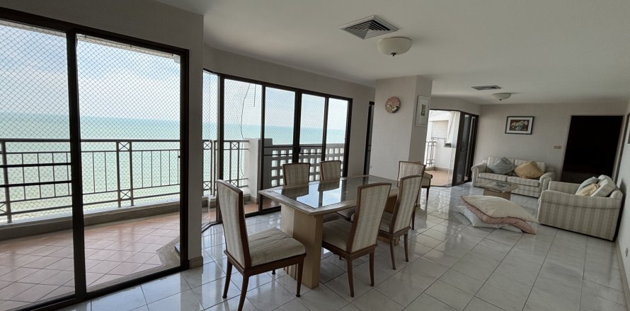 Кондоминиум с 4 спальнями в Ча-аме, Таиланд № 139210