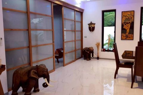 Villa in Pattaya, Thailand 4 bedrooms № 161443 - photo 4