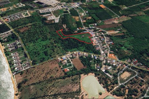 Land in Phang Nga, Thailand 17600 sq.m. № 167705 - photo 8