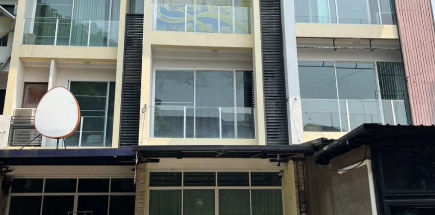 Townhouse in Chiang Mai, Thailand 3 bedrooms № 167711