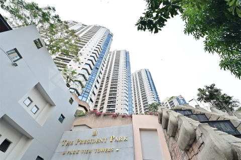 Condo in Bangkok, Thailand, 3 bedrooms № 187927 - photo 8