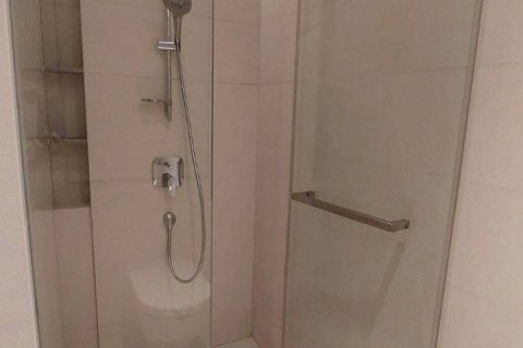 Condo à Watthana, Bangkok, Thaïlande, 2 chambres  № 147167 - photo 11