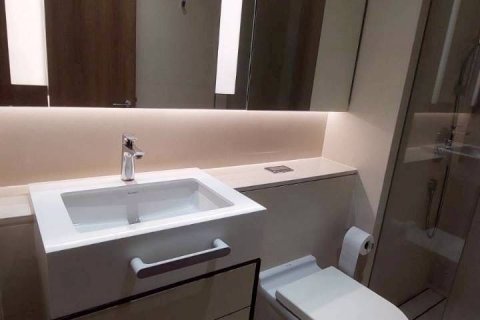 Condo à Watthana, Bangkok, Thaïlande, 2 chambres  № 147167 - photo 12