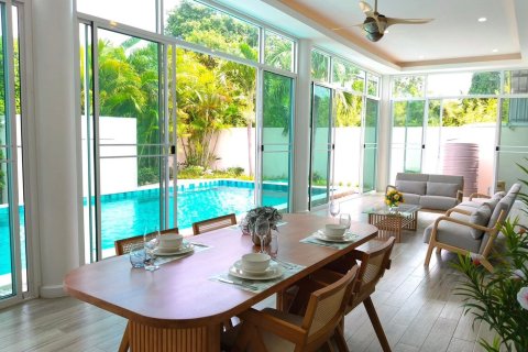 Вилла в Хуа Хине, Таиланд с 3 спальнями  № 147168 - фото 9