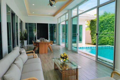 Вилла в Хуа Хине, Таиланд с 3 спальнями  № 147168 - фото 12