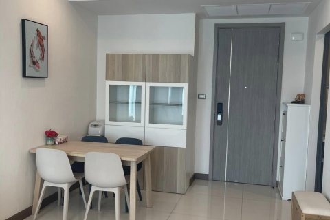 Кондоминиум с 2 спальнями в Бангкоке, Таиланд № 143137 - фото 4