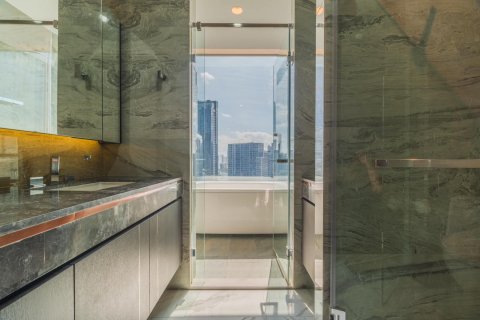 Condo à Bangkok, Thaïlande, 2 chambres  № 143132 - photo 21