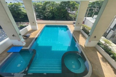 Кондоминиум с 3 спальнями в Бангкоке, Таиланд № 143134 - фото 20
