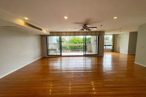 Кондоминиум с 3 спальнями в Бангкоке, Таиланд № 143134 - фото 3