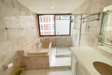 Кондоминиум с 3 спальнями в Бангкоке, Таиланд № 143134 - фото 18