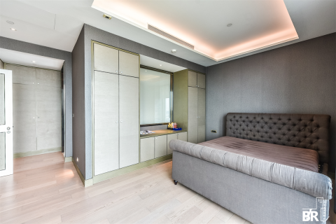 Condo in Bangkok, Thailand, 3 bedrooms  № 187708 - photo 8