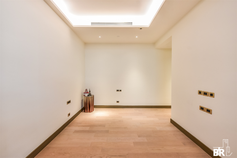 Condo in Bangkok, Thailand, 3 bedrooms  № 187708 - photo 7
