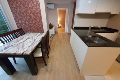 Кондоминиум с 2 спальнями в Бангкоке, Таиланд № 143080 - фото 4