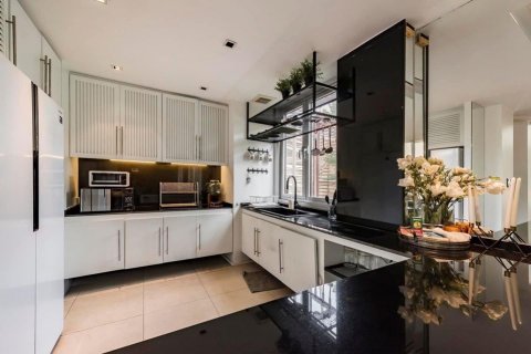 Townhouse à Sathon, Bangkok, Thaïlande 4 chambres № 143079 - photo 8