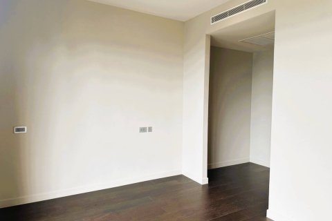 Condo in Bangkok, Thailand, 3 bedrooms  № 180817 - photo 15