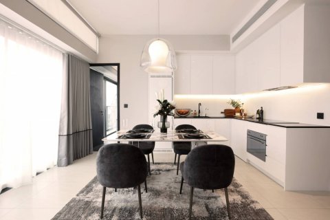 Condo in Bangkok, Thailand, 2 bedrooms  № 180820 - photo 4