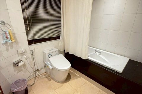 Кондоминиум с 3 спальнями в Ваттхане, Бангкок, Таиланд № 136724 - фото 7