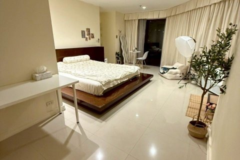 Кондоминиум с 3 спальнями в Ваттхане, Бангкок, Таиланд № 136724 - фото 20