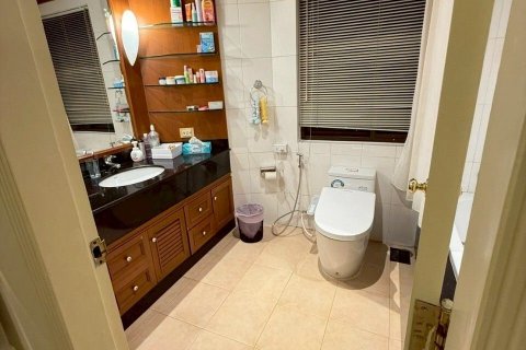 Кондоминиум с 3 спальнями в Ваттхане, Бангкок, Таиланд № 136724 - фото 11