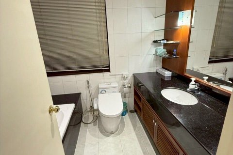 Кондоминиум с 3 спальнями в Ваттхане, Бангкок, Таиланд № 136724 - фото 22