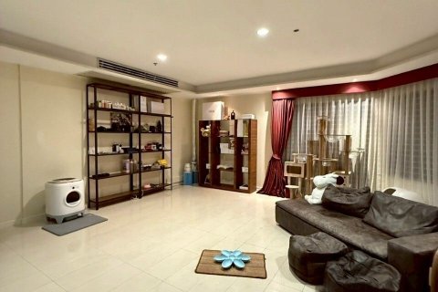 Кондоминиум с 3 спальнями в Ваттхане, Бангкок, Таиланд № 136724 - фото 9