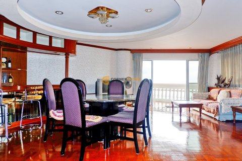 Studio in the Condo in Pattaya, Thailand  № 146505 - photo 15