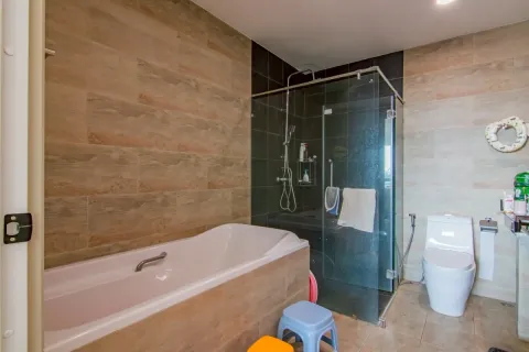 Condominio de 2 dormitorios en Pattaya, Tailandia № 211098 - foto 13