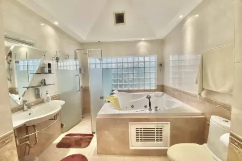 Condo à Cha-am, Thaïlande, 3 chambres № 156706 - photo 19