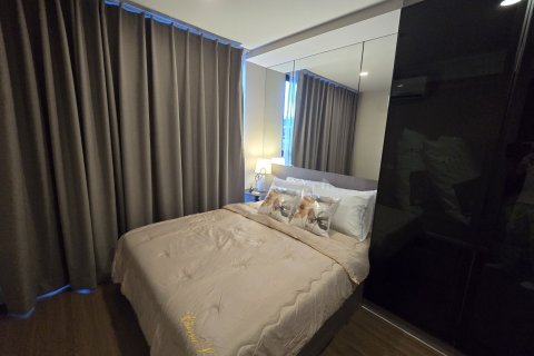 Кондоминиум с 2 спальнями в Чатучаке, Бангкок, Таиланд № 170591 - фото 11