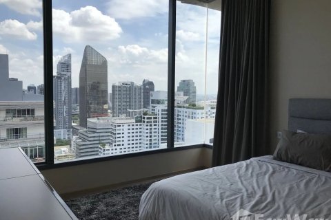 Studio dans le Condo à Watthana, Bangkok, Thaïlande  № 170588