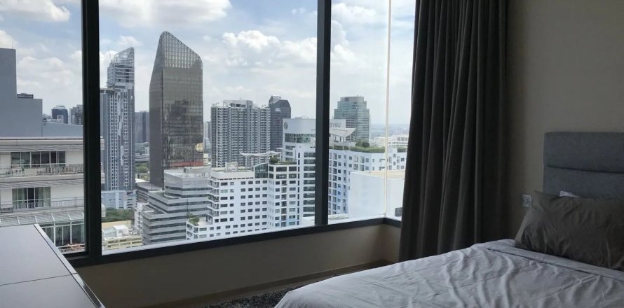 Studio dans le Condo à Watthana, Bangkok, Thaïlande  № 170588