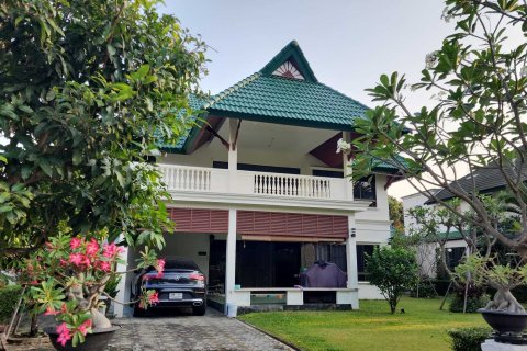 Дом в Паттайе, Таиланд с 3 спальнями  № 170586 - фото 4