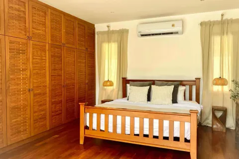 Villa in Phuket, Thailand 2 bedrooms № 169253 - photo 24