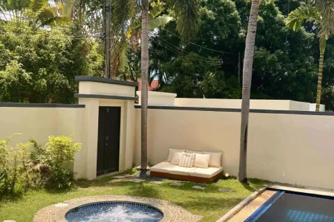 Villa in Phuket, Thailand 2 bedrooms № 169253 - photo 23